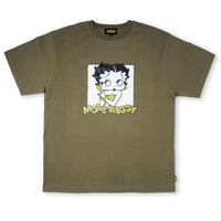 Load image into Gallery viewer, MORE BAGGY × BETTY BOOP COLLABORATION TEE KHAKI
