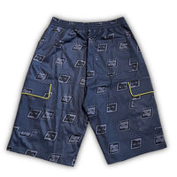 Load image into Gallery viewer, MORE BAGGY LOGO PATTERNED HARF PANTS BLACK

