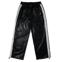 Load image into Gallery viewer, MB ONE POINT LOGO PU LEATHER PANTS BLACK
